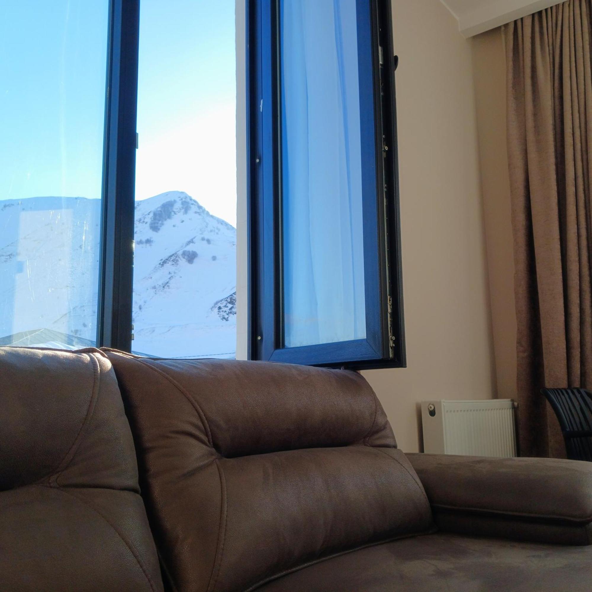 Agre Kazbegi Hotel Achkhoti Екстериор снимка