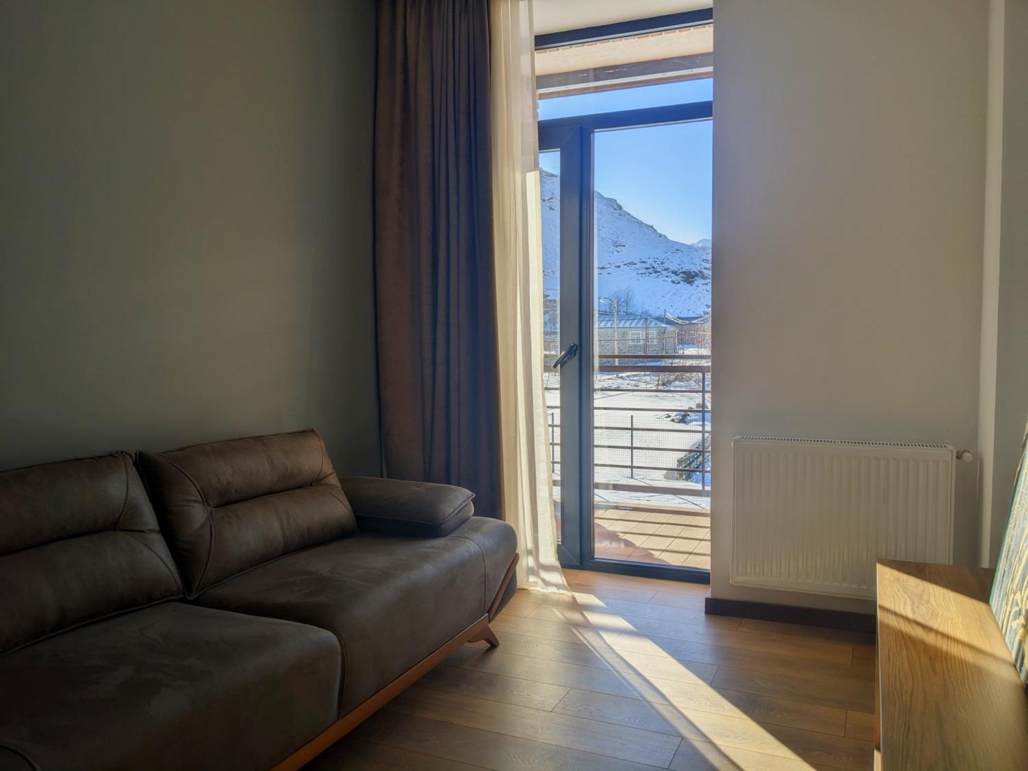 Agre Kazbegi Hotel Achkhoti Екстериор снимка