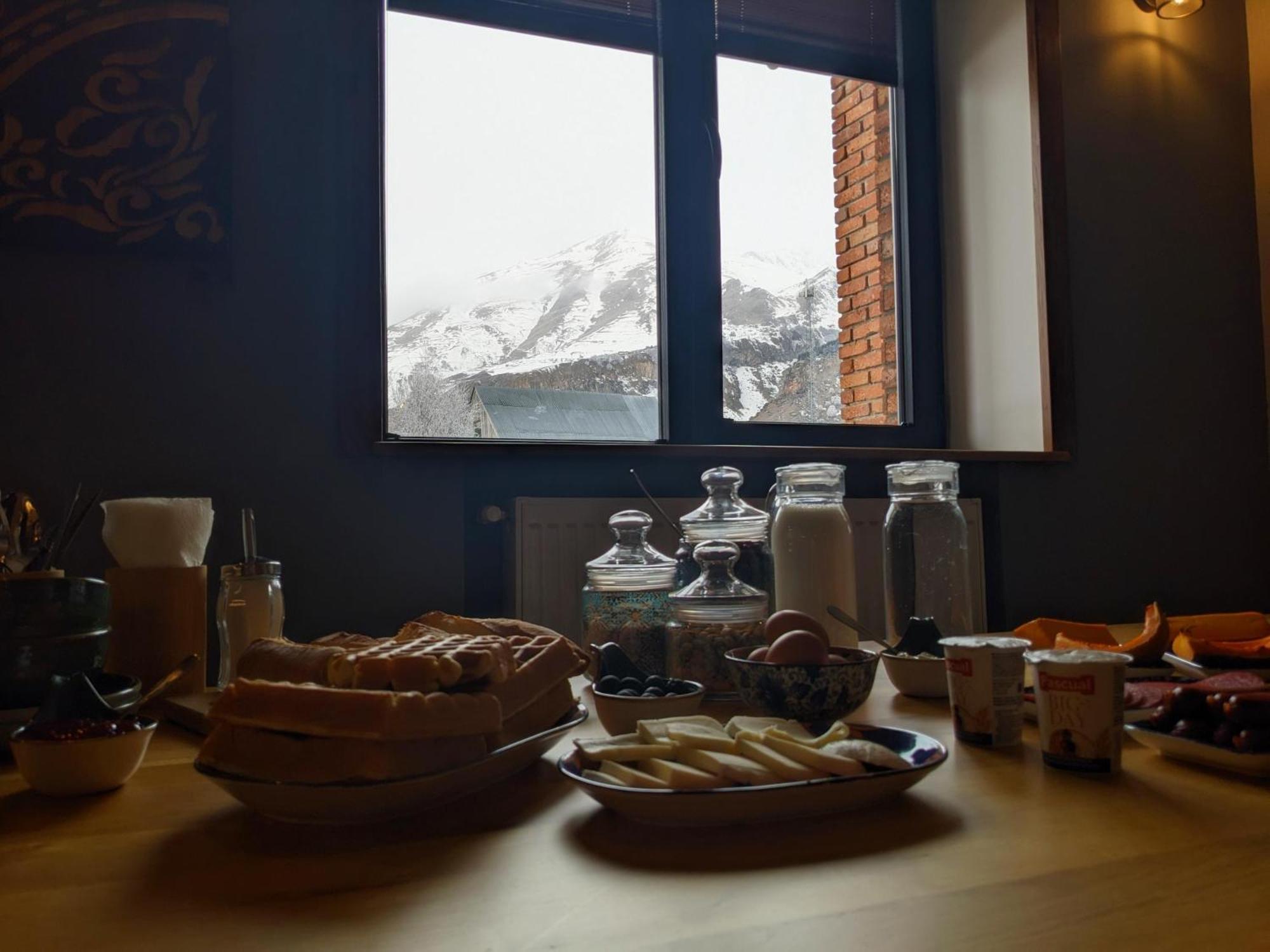 Agre Kazbegi Hotel Achkhoti Екстериор снимка